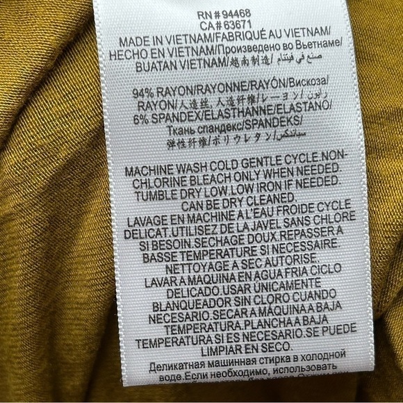 BCBGMAXAZRIA revolve Knit Asymmetrical Top - Picture 4 of 9